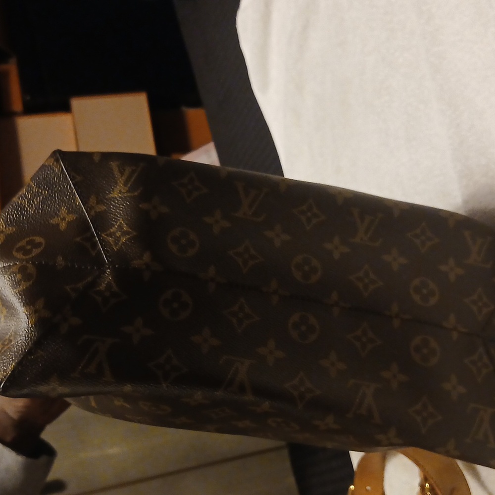 Louis Vuitton Brown Monogram Shoulder Bag - Picture 6 of 10